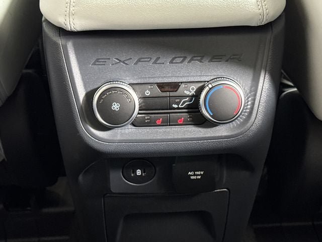 New 2026 Ford Explorer Platinum w/ LUX Leather Package AWD/4WD image 18