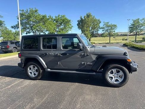 Used 2021 Jeep Wrangler Unlimited Sport AWD/4WD image 5