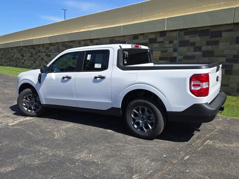 New 2026 Ford Maverick XLT w/ XLT Luxury Package image 10
