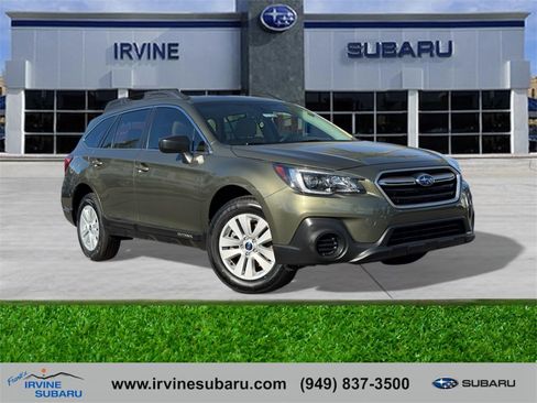 Used 2018 Subaru Outback 2.5i image 1