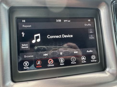 Used 2019 Dodge Challenger R/T image 34