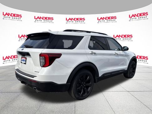 Used 2022 Ford Explorer ST-Line w/ Class IV Trailer Tow Package AWD/4WD image 3