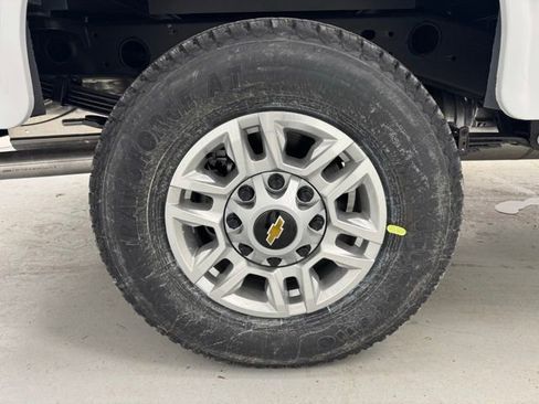 New 2026 Chevrolet Silverado 2500 W/T w/ WT Convenience Package AWD/4WD image 38