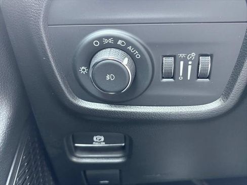 Certified 2023 Jeep Grand Cherokee Limited w/ Luxury Tech Group II AWD/4WD image 46