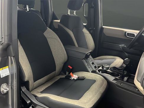 Used 2025 Ford Bronco Big Bend image 24