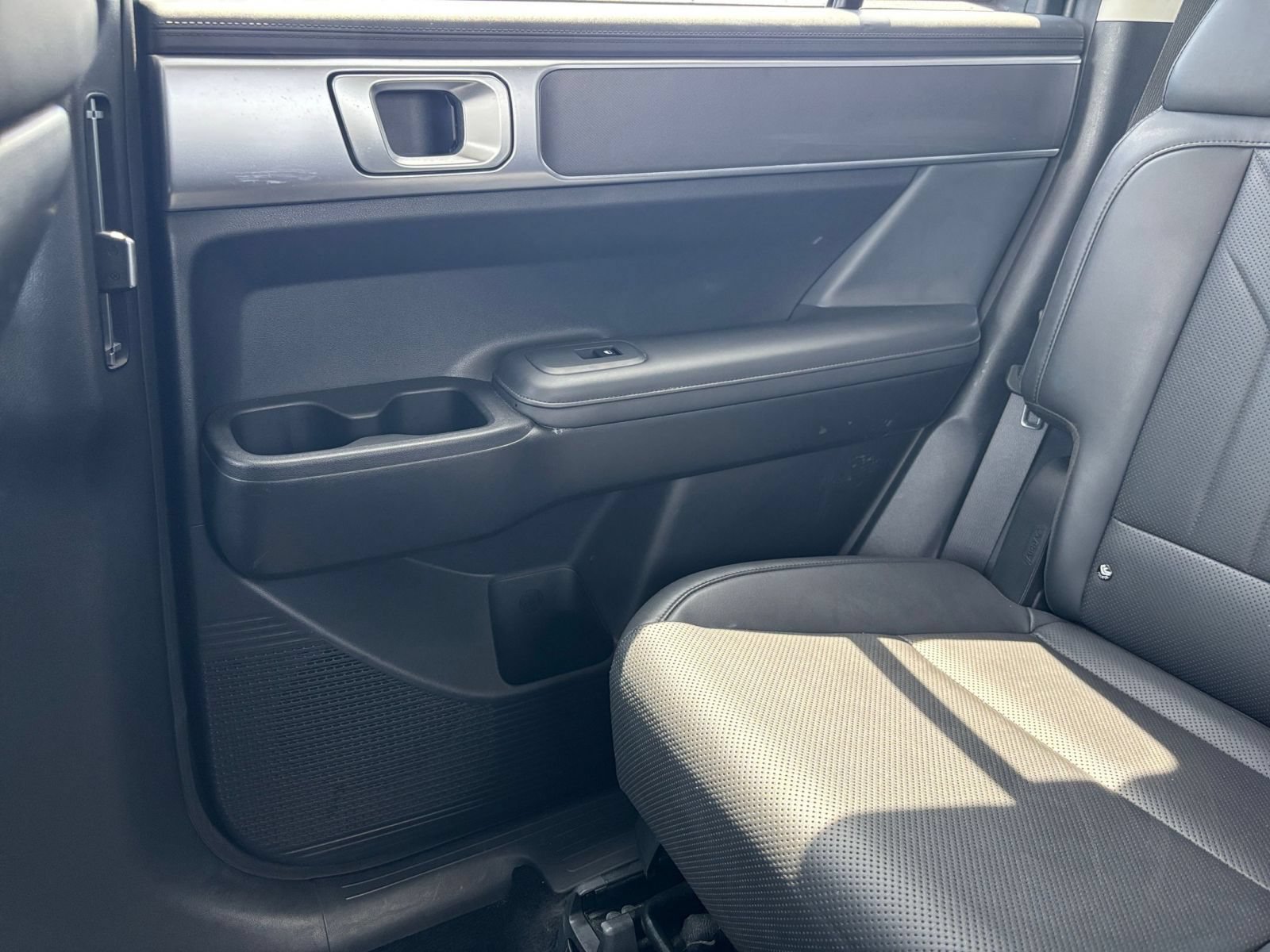Used 2025 Hyundai Santa Fe SEL AWD/4WD image 41
