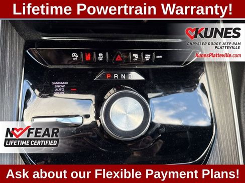 Used 2023 Jeep Wagoneer Series II w/ Flexible Seating Group image 23