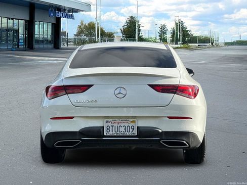 Used 2020 Mercedes-Benz CLA 250 image 7