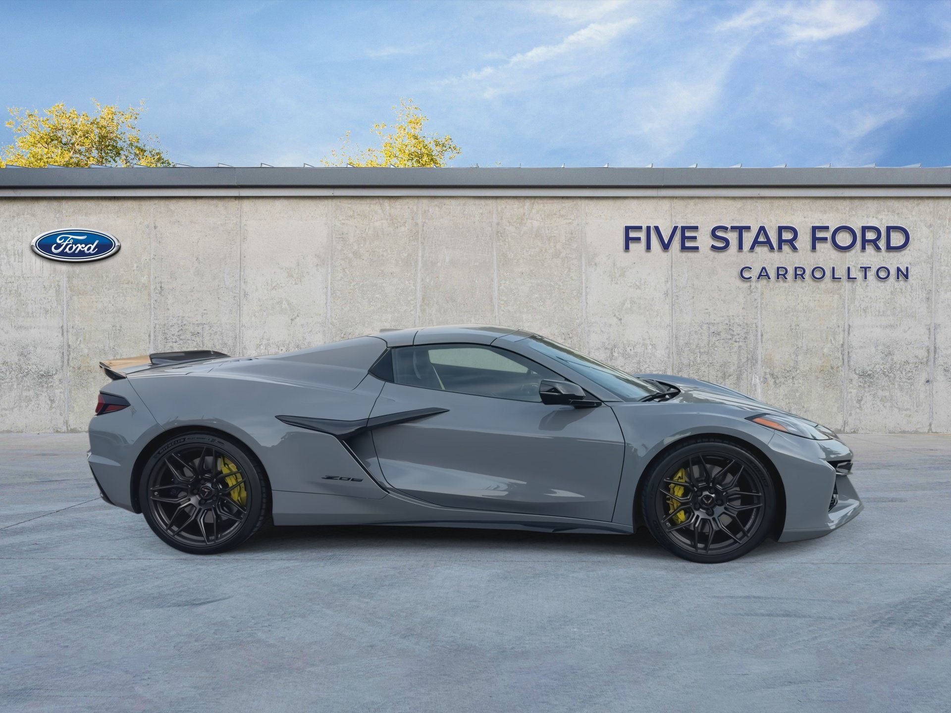 Used 2024 Chevrolet Corvette Z06 w/ Stealth Interior Trim Package RWD image 9