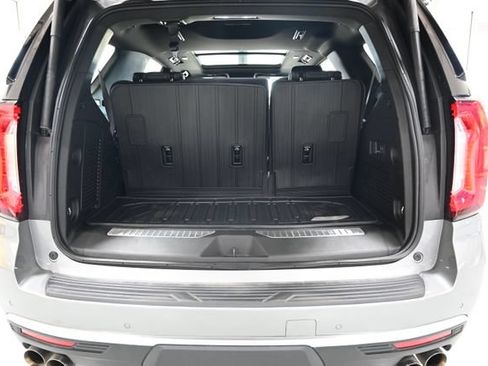 Used 2024 GMC Yukon Denali AWD/4WD image 30