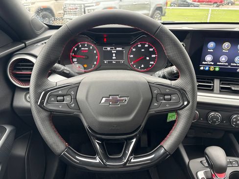 New 2026 Chevrolet Trax RS w/ Sunroof Package FWD image 25