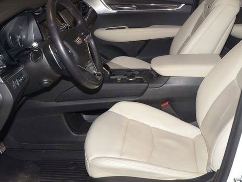 Used 2023 Cadillac XT6 Sport w/ Technology Package image 23