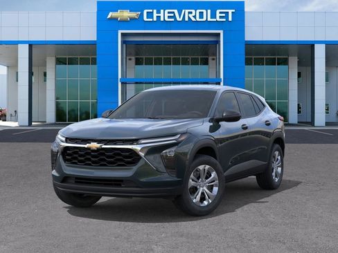 New 2026 Chevrolet Trax LS FWD image 6