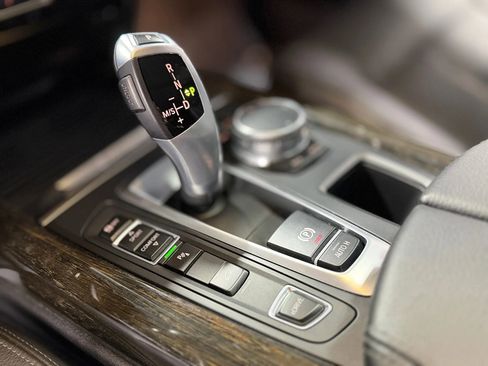 Used 2018 BMW X5 xDrive40e image 23