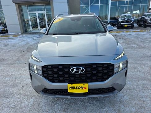 Used 2023 Hyundai Santa Fe SEL image 3