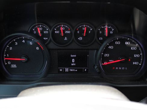 Used 2024 Chevrolet Silverado 2500 W/T AWD/4WD image 20