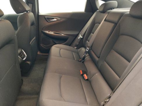 Used 2025 Chevrolet Malibu LT FWD image 18
