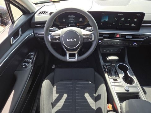 New 2026 Kia K5 LXS FWD image 8
