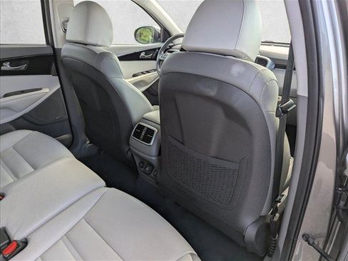 Used 2019 Kia Sorento SX FWD image 30