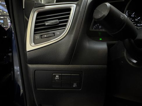 Used 2017 MAZDA MAZDA3 Touring image 13