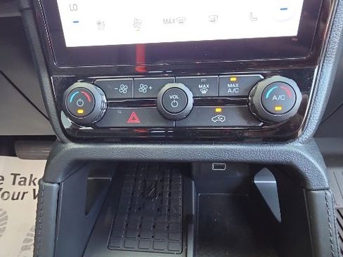 Used 2025 Ford Ranger Raptor AWD/4WD image 17