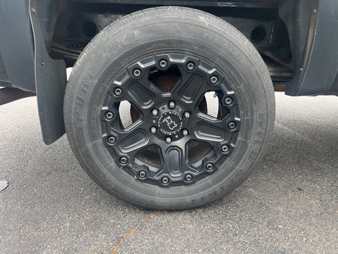 Used 2012 Chevrolet Silverado 1500 LS image 29