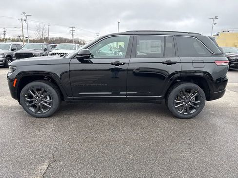 New 2026 Jeep Grand Cherokee Limited AWD/4WD image 2