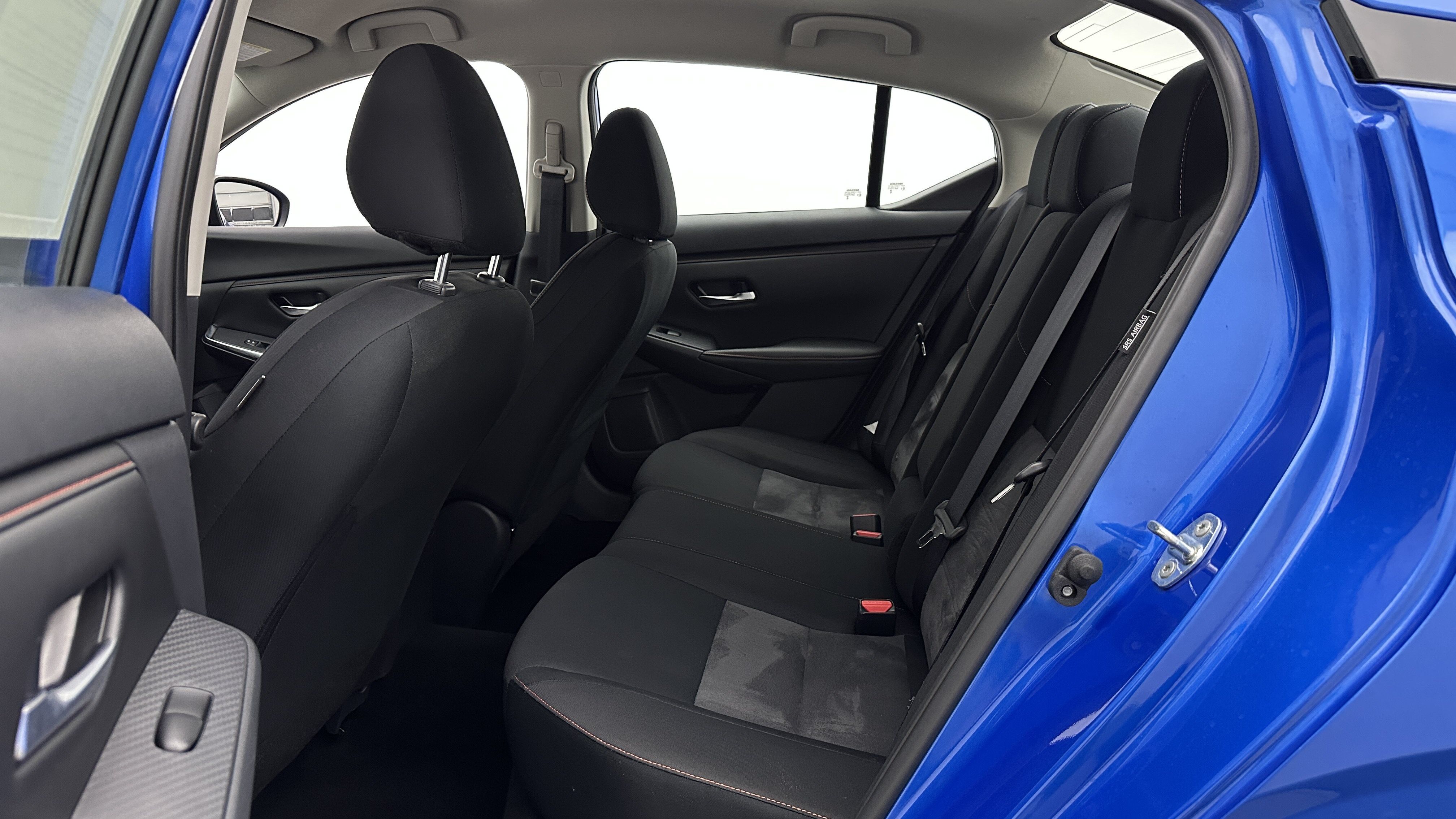 Used 2025 Nissan Sentra SR FWD image 26