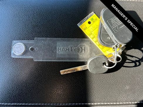 Used 2019 GMC Canyon SLE w/ Elevation Edition image 27