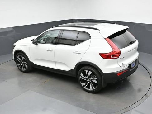 Used 2023 Volvo XC40 B5 Plus w/ Driver Assist Package AWD/4WD image 46