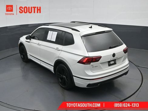Used 2023 Volkswagen Tiguan SE R-Line FWD image 55