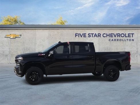 Used 2021 Chevrolet Silverado 1500 LT Trail Boss image 4