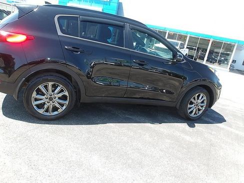 Used 2021 Kia Sportage S w/ S AWD Premium Package image 8