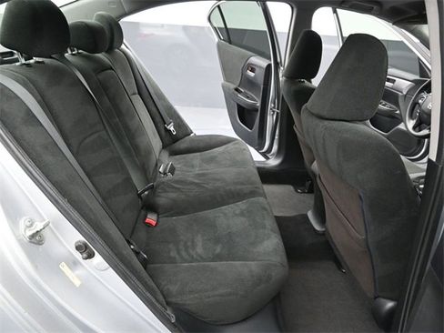 Used 2013 Honda Accord LX image 10