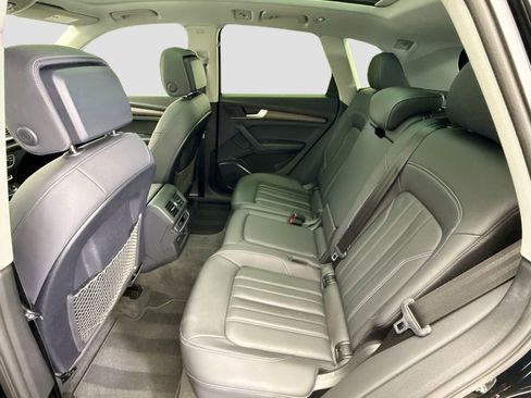 Certified 2023 Audi Q5 2.0T Premium w/ Convenience Package image 19