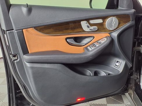 Used 2019 Mercedes-Benz GLC 43 AMG GLC 43 AMG image 22