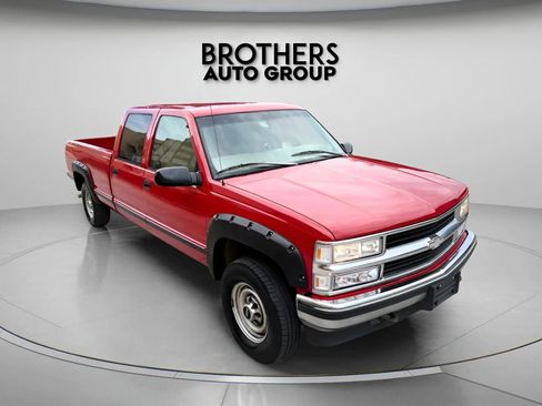 Used 1998 Chevrolet Silverado 3500 4x4 Crew Cab w/ Preferred Equipment Group 2 image 3