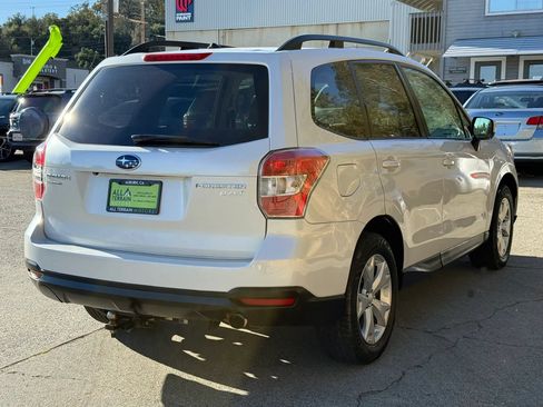 Used 2015 Subaru Forester 2.5i Premium AWD/4WD image 6