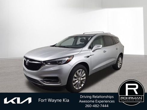 Used 2019 Buick Enclave Essence FWD image 1