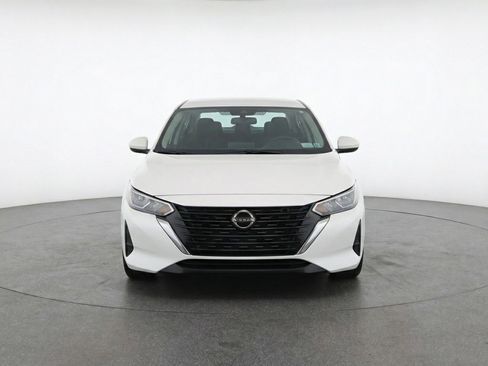 Used 2025 Nissan Sentra S FWD image 2