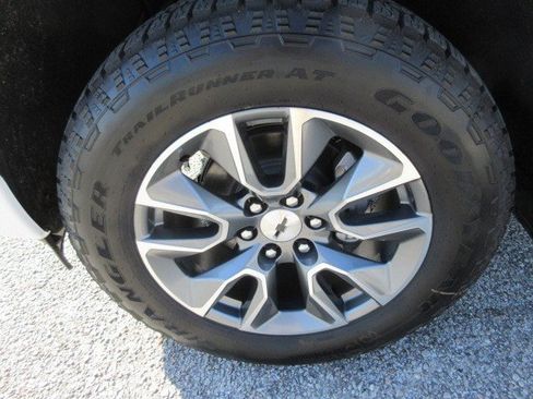 New 2026 Chevrolet Silverado 1500 RST AWD/4WD image 12