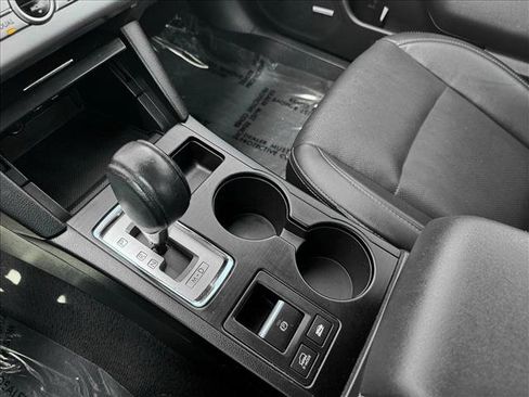 Used 2016 Subaru Outback 2.5i Limited image 17