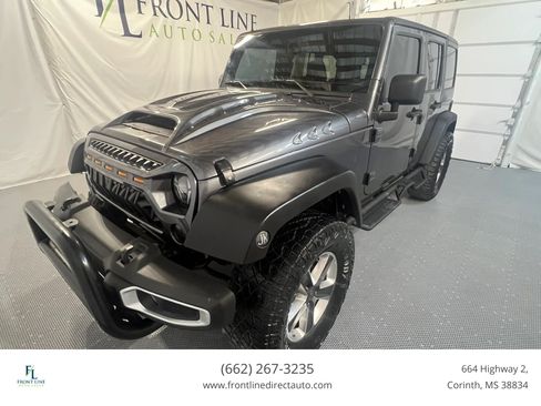 Used 2018 Jeep Wrangler Unlimited Sport S AWD/4WD image 3