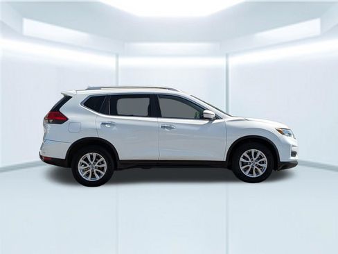 Used 2017 Nissan Rogue SV AWD/4WD image 9