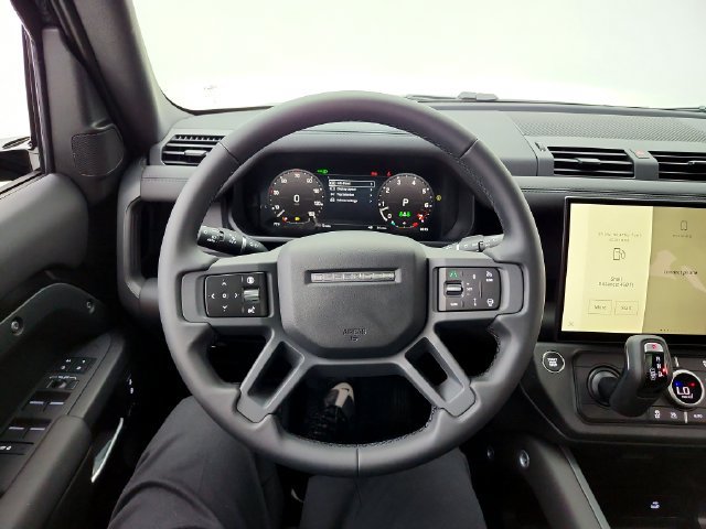 Certified 2026 Land Rover Defender 110 S AWD/4WD image 25
