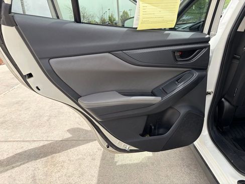 Used 2022 Subaru Crosstrek 2.5i Sport w/ Moonroof Package image 14