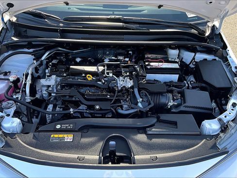 Certified 2025 Toyota Corolla LE FWD image 31