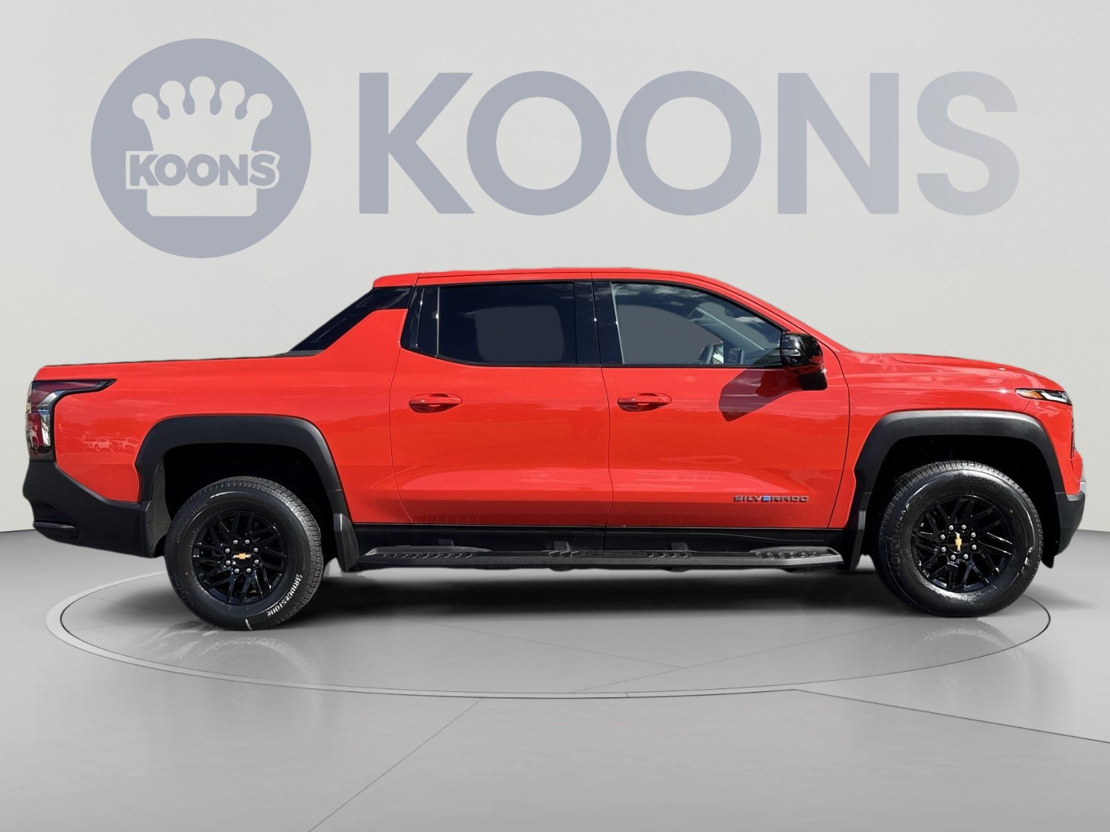 Used 2025 Chevrolet Silverado EV LT AWD/4WD image 8