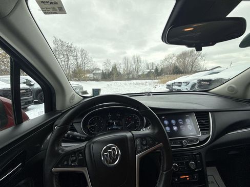 Used 2018 Buick Encore Preferred image 17