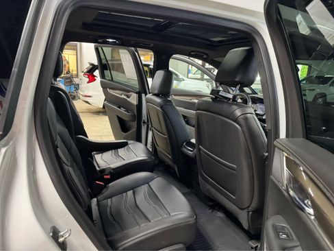 Used 2021 Cadillac XT6 Sport w/ Platinum Package image 12